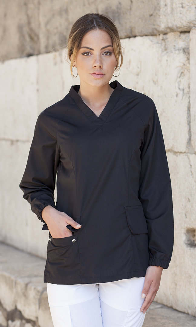 Black tunic in wash-resistant fabric